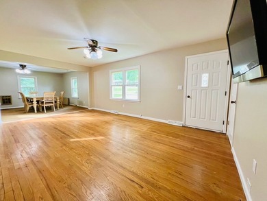 Nice, 3 Bedroom / 2 Bath House & 20ft x 25ft Detached Garage on - photo 26