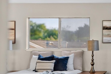 Welcome to this spacious 4-bedroom, 2-bathroom home offering 1 - photo 36