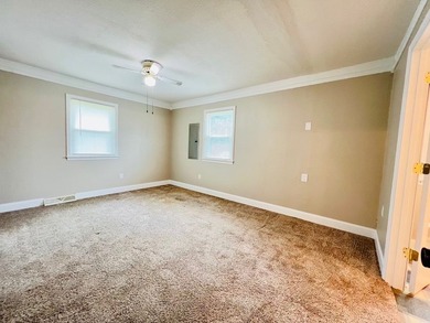 Nice, 3 Bedroom / 2 Bath House & 20ft x 25ft Detached Garage on - photo 36