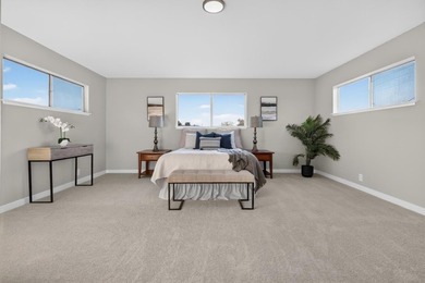 Welcome to this spacious 4-bedroom, 2-bathroom home offering 1 - photo 39