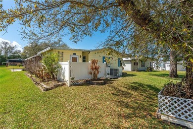 One or more photo(s) has been virtually staged. Florida living - photo 5