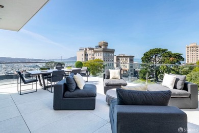 An exceedingly rare offering - a modern architectural tour de - photo 45