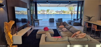 This elegant, all custom-designed home features direct Gulf - photo 9