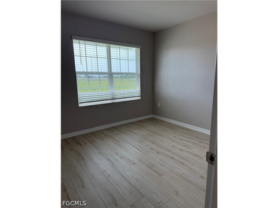Picture-Perfect Updates!! PRICE IMPROVEMENT! Come see this - photo 3