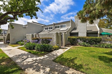 There is an effortless rhythm to this Huntington Beach residence - photo 6