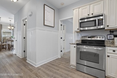 Welcome home to this beautifully appointed 4-bedroom, 3.5-bath - photo 20