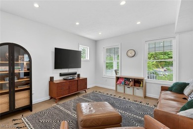 RARE NEWLY BUILT (2020) CUSTOM COLONIAL IN THE HEART OF - photo 5