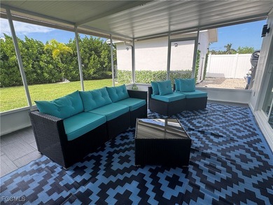 Charming Cape Coral Oasis: Perfect Florida Living Welcome to - photo 3