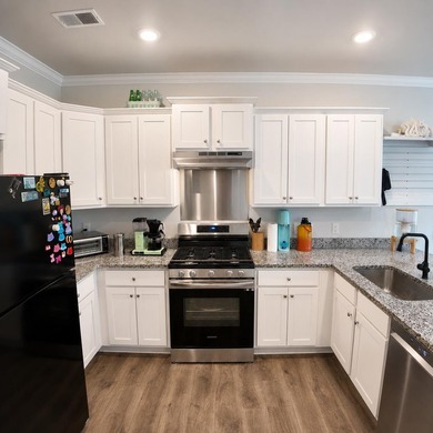 Welcome to 110 Loon Drive in the highly sought-after community - photo 7