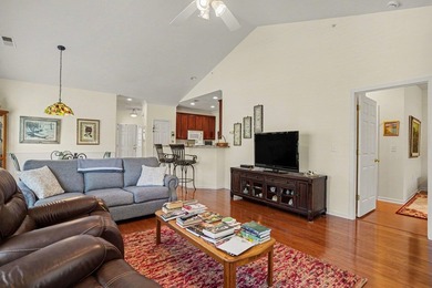 Welcome to this delightful three-bedroom, two-bathroom end unit - photo 7