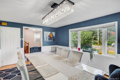 Move in condition Beautifully updated Energy Efficient home! - photo 10