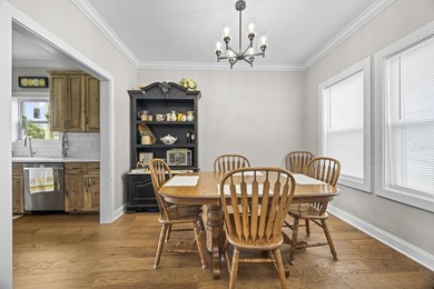 Exceptional opportunity to own a beautifully maintained - photo 11