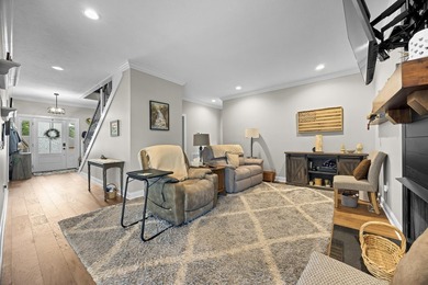 Exceptional opportunity to own a beautifully maintained - photo 16