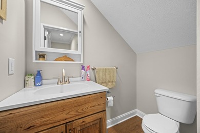 Exceptional opportunity to own a beautifully maintained - photo 23