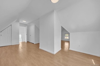 Welcome to this spacious single-family home in the heart of New - photo 27