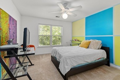 Step into refined living with this stunning 3-bedroom, 2.5-bath - photo 31