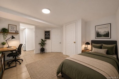 Welcome to this spacious single-family home in the heart of New - photo 33