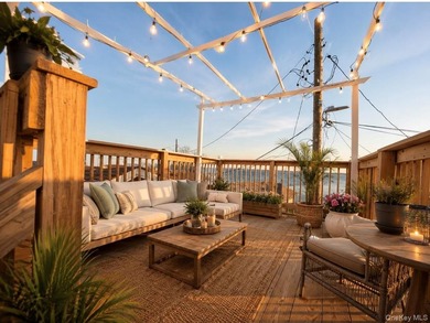 Rare Waterfront Single-Family Home in New York! Not a Co-op! - photo 9