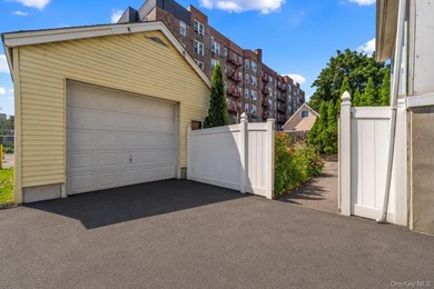 Welcome to this spacious single-family home in the heart of New - photo 42