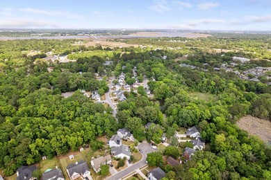 Step into refined living with this stunning 3-bedroom, 2.5-bath - photo 45