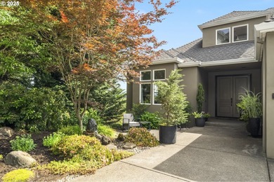 Stunning views, high ceilings and abundant natural light take - photo 3