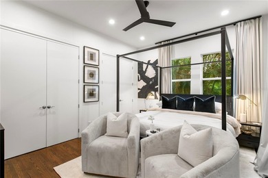 An entertainer's dream in the heart of South Tampa. Tucked away - photo 6