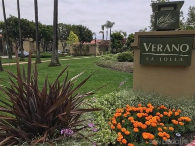 Light & Bright upper 2 bed/1bath, 796 sf Unit in the Verano of - photo 1