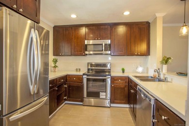 Light & Bright upper 2 bed/1bath, 796 sf Unit in the Verano of - photo 5
