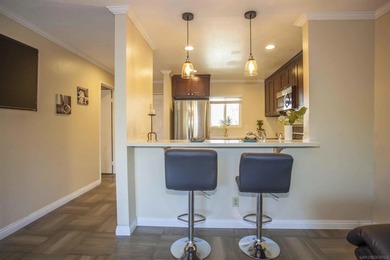 Light & Bright upper 2 bed/1bath, 796 sf Unit in the Verano of - photo 6