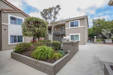 Light & Bright upper 2 bed/1bath, 796 sf Unit in the Verano of - photo 9