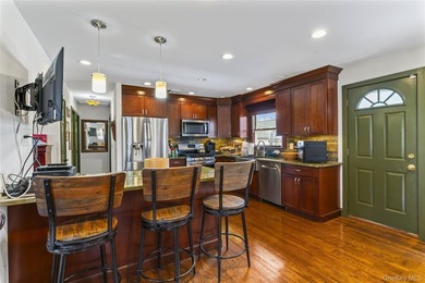 Welcome to this beautifully updated expanded ranch in the heart - photo 12