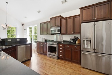 Prime Location for your Waterfron Retreat on Lake Hartwell! - photo 12