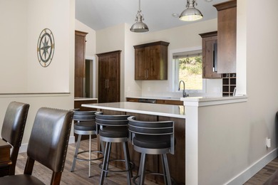 New in 2021, this 4 bedroom, 3 full bath home has stunning Lake - photo 15