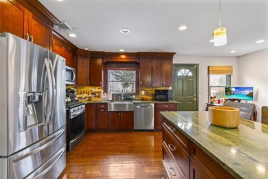 Welcome to this beautifully updated expanded ranch in the heart - photo 15