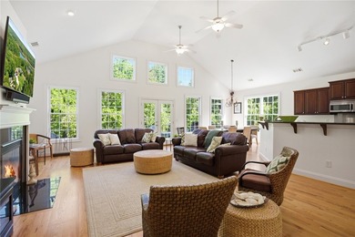 Prime Location for your Waterfron Retreat on Lake Hartwell! - photo 16