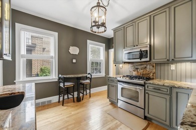 Located in sought-after neighborhood w/ stunning views of Lake - photo 17