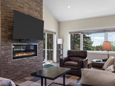 New in 2021, this 4 bedroom, 3 full bath home has stunning Lake - photo 23