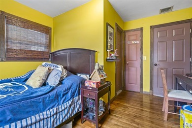 Welcome to this beautifully updated expanded ranch in the heart - photo 23