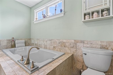 Welcome to this beautifully updated expanded ranch in the heart - photo 26