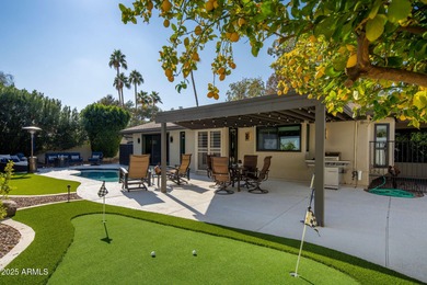 Nestled on a quiet interior lot, this home perfectly balances - photo 27