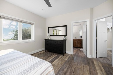New in 2021, this 4 bedroom, 3 full bath home has stunning Lake - photo 32