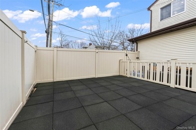 Welcome to this beautifully updated expanded ranch in the heart - photo 32