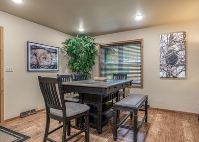 Extensively renovated 3-bedroom, 3-bathroom condo in Minocqua - photo 3