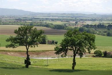 Exclusive 182-hectare estate near Assisi, featuring Palazzo - photo 6