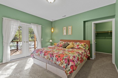 Rare Windy Bay waterfront on Hayden Lake! Private, serene, and