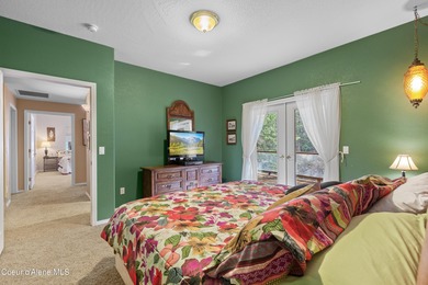 Rare Windy Bay waterfront on Hayden Lake! Private, serene, and