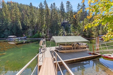 Rare Windy Bay waterfront on Hayden Lake! Private, serene, and