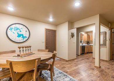 Extensively renovated 3-bedroom, 3-bathroom condo in Minocqua - photo 9