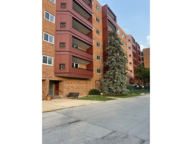 Lake Home For Sale in Calumet City, Illinois