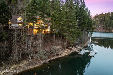 Rare Windy Bay waterfront on Hayden Lake! Private, serene, and